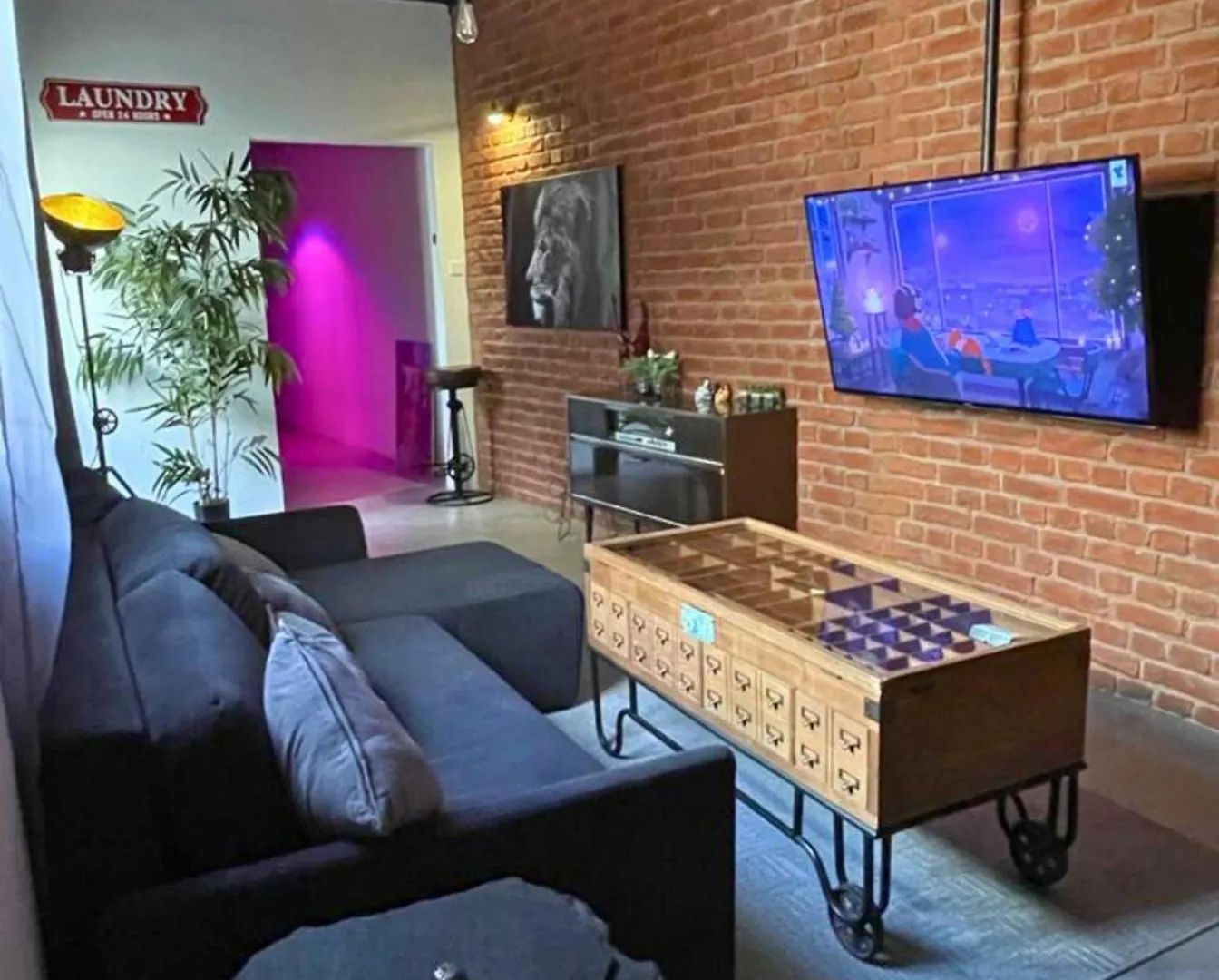 Industrial Cozy Retreat Gzira Apartment